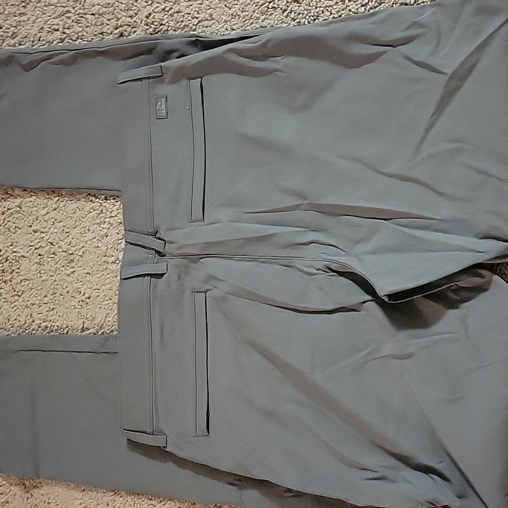 NWT L.L.Bean Venture Stretch Pants, Size 33x34 - Picture 6 of 6